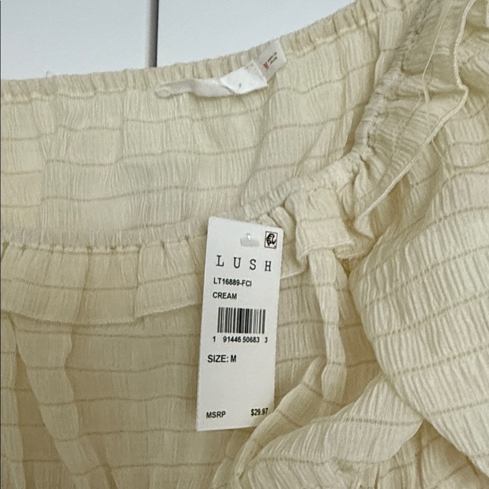 Lush Cream Ruffled Blouse - Picture 4 of 5